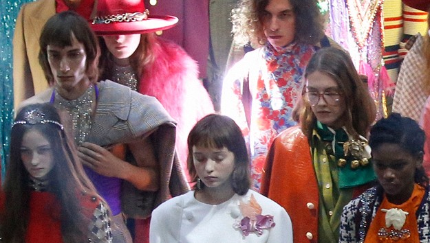 Ода бабушкиному сундуку и феминизму: как Микеле «перевернул» Gucci и мир моды